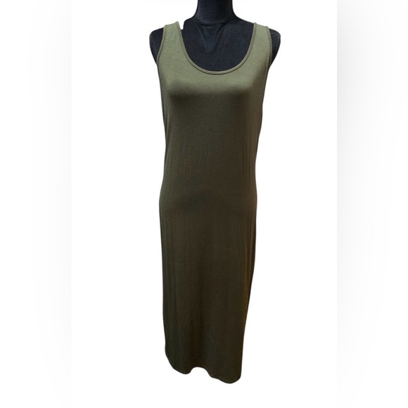 Amore All Dresses & Skirts - Amore All Olive Sleeveless Midi Dress